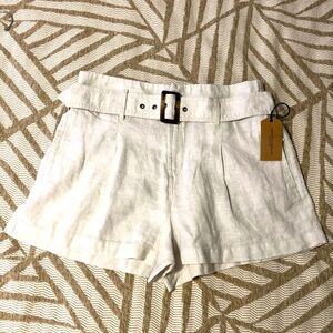 Linen Cream Shorts with Belt